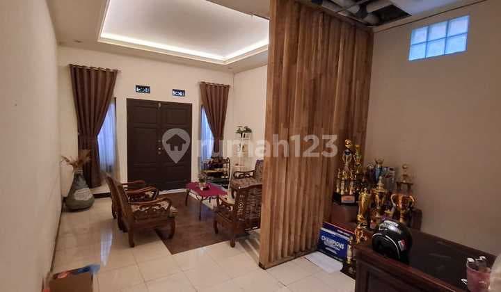 Jual Rumah Area Cikutra 3 Lantai