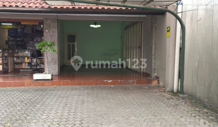 *For Rent* *House + Warehouse Mainroad Area Cicendo*