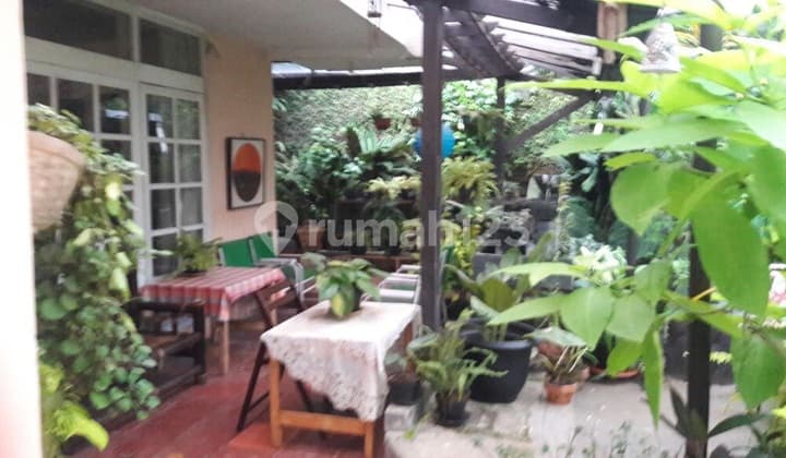 Hunian Asri dan Strategis di Dago