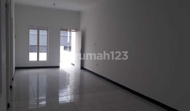 Dijual Rumah di Tki
