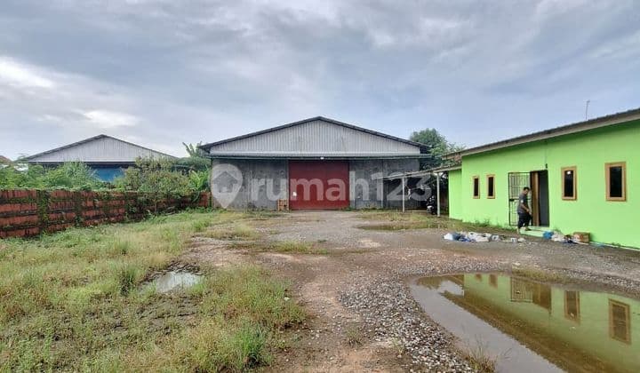 Warehouse for Rent in Majalengka, Provincial Road, 40 Feet