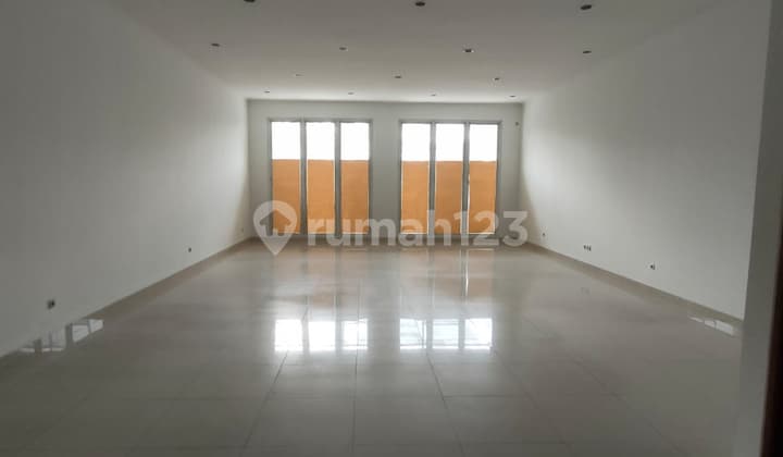 Dijual atau Sewa 2 Ruko Baru, Gandeng / Rendeng di Jalan Raya Moh.toha Kota Bandung, Jawa Barat.