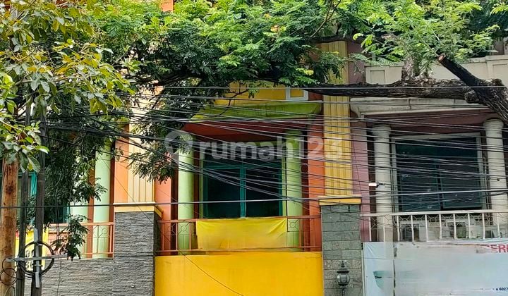 Lokasi Pusat Kota Surabaya 3 Ruko Jadi 1 Cocok untuk Segala Usaha