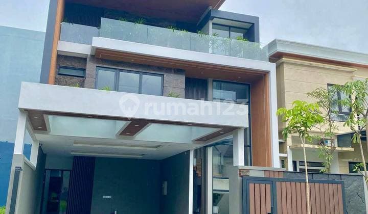 Spec Premium Rumah Mewah Siap Huni Lokasi Citraland Surabaya