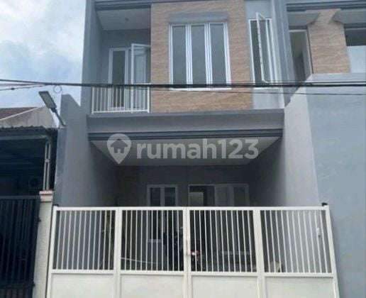 Berlokasi di Pondok Tjandra Sidoarjo Rumah New Minimalis Siap Huni