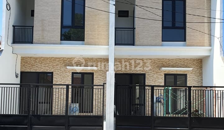 Berlokasi di Nirwana Eksekutif Rumah New Minimalis 2 Lantai