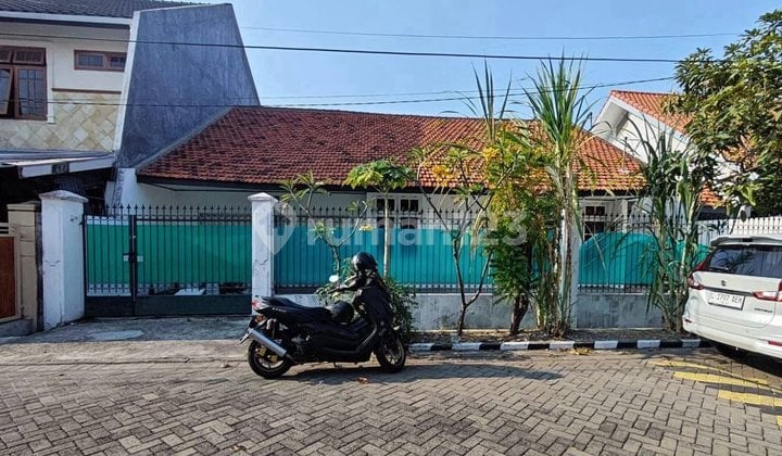 Rumah Hitung Tanah Cocok untuk Kos Lokasi Daerah Kampus Ternama