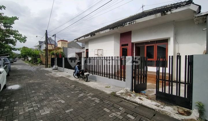 Rumah Dekat Rumah Sakit Panti Wilasa Semarang Timur