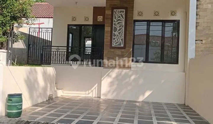 Rumah Teras Bali Siap Pakai di Boja