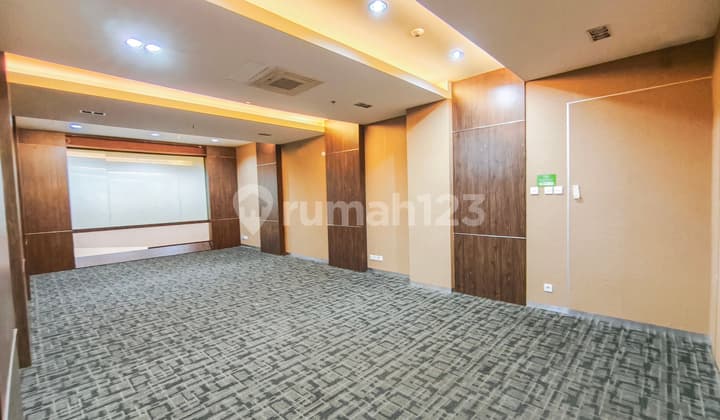 For Sale Ready to Occupy Modern Office Space 4 Lots, Thamrin City