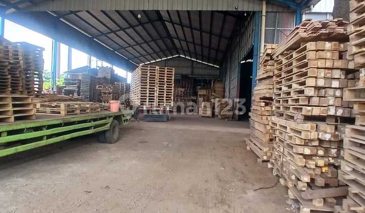 For Sale/For Rent Open Warehouse Ready to Use in Mustika Jaya, Bekasi