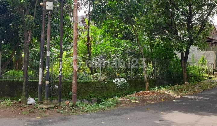 Dijual Cepat Tanah Kavling Hoek . di Perumahan Duren Sawit. Jakarta Timur