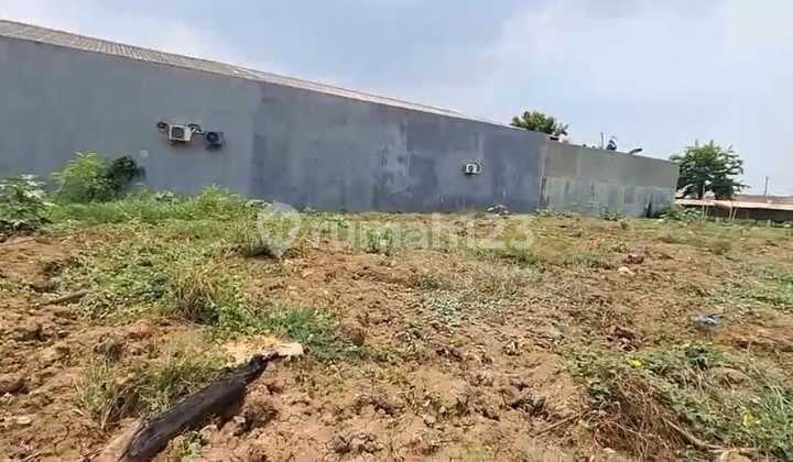 Cheap Land for Rent, Very Strategic Location on the Side of a Main Road with Busy Area in North Bekasi.