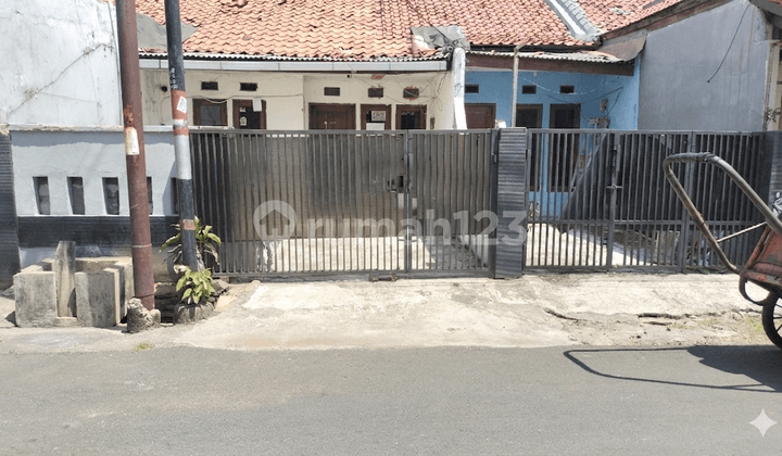 2 rental houses for sale in Aneka Elok, Cakung, East Jakarta