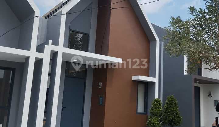 Rumah Ful Fasilitas Murah Bebas Banjir Dekat Stasiun