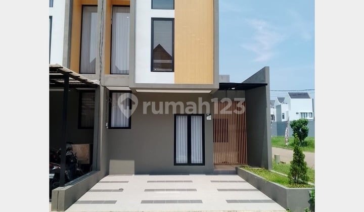 Rumah Murah 2 Lantai Bebas Banjir Lokasi Dekat ke Stasiun