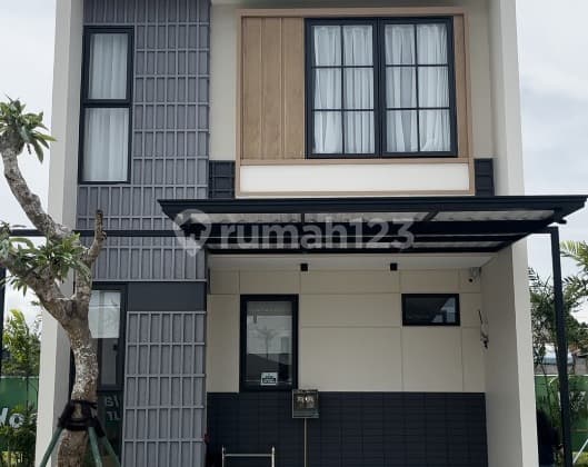 Rumah 2 Lantai Bebas Banjir BSD Full Fasilitas