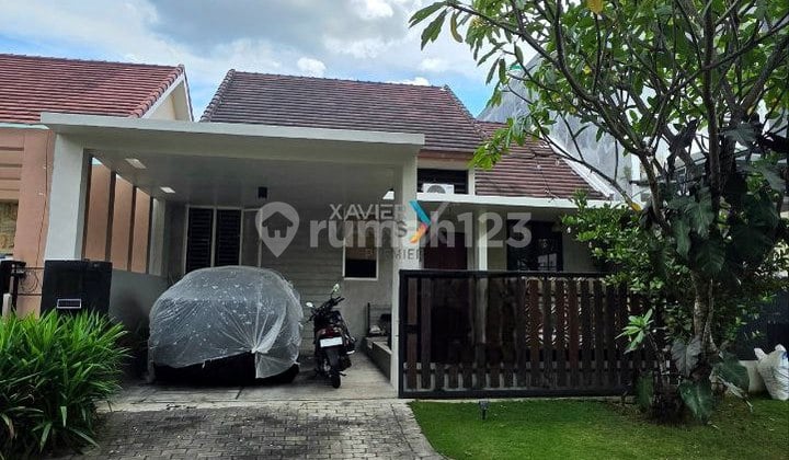 Rumah Minimalis Modern di Greemwood Araya Malang