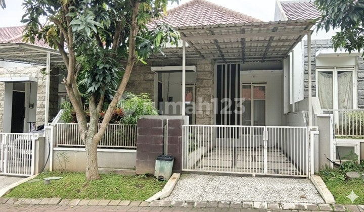 Furnished House Ready to Occupancy in Austinville Dieng Atas Malang