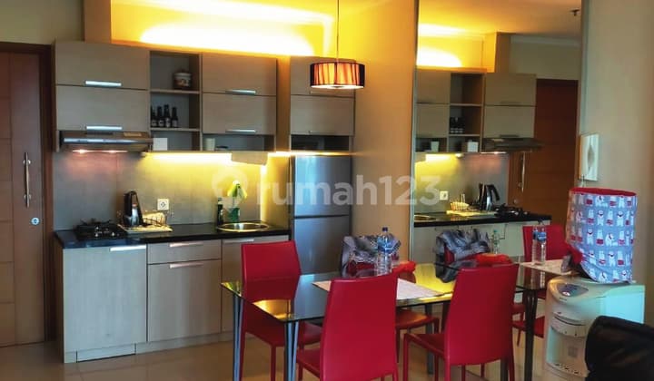 Apartemen Hamptons Park Hadap Pondok Indah Golf Course, Jakarta Selatan