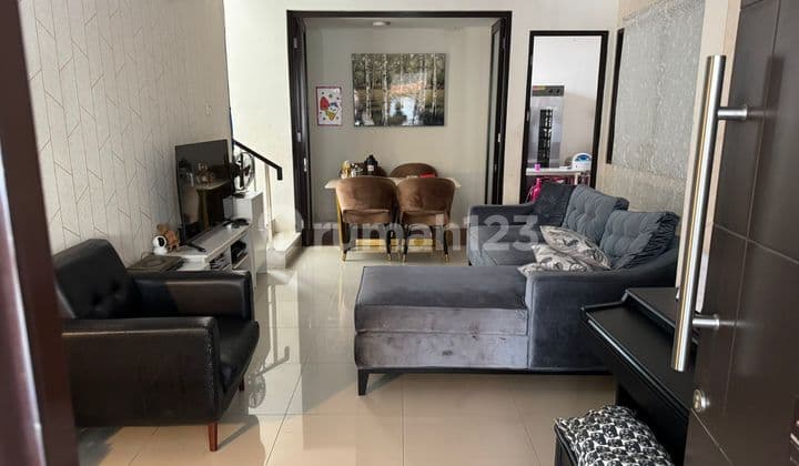 Rumah Nyaman Dalam Cluster Lokasi Strategis di Bintaro - Tangerang Selatan