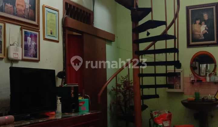 Rumah Bebas Banjir 2 Lantai Siap Huni Lokasi Strategis Dekat MRT H. Nawi di Fatmawati, Jakarta Selatan