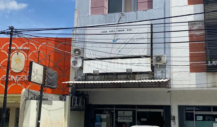 Ruko Lokasi Strategis di Pinggir Jalan Besar Petogagan, Kebayoran Baru - Jakarta Selatan