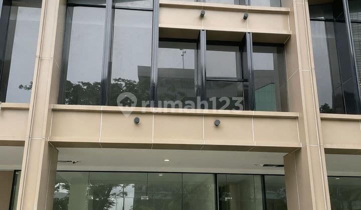 Sewa Ruko Elevee Strategis Depan Kampus Ubm Alam Sutera - Tangerang