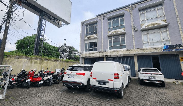 Disewakan Ruko Lokasi Sangat Strategis di Pinggir Jalan Utama Gatot Subroto Barat, Denpasar