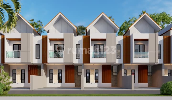 Semi Villa House in the Center of Denpasar City. Located on Jalan Gatsu, Easy Access to Various Public Facilities.