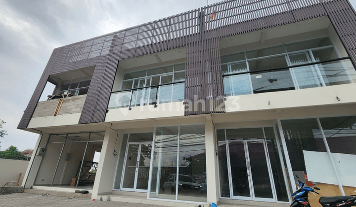For Sale, Ready Unit Ruko in Benoa, Nusa Dua Area. Strategic Location Close to Various South Bali Tourist Attractions.