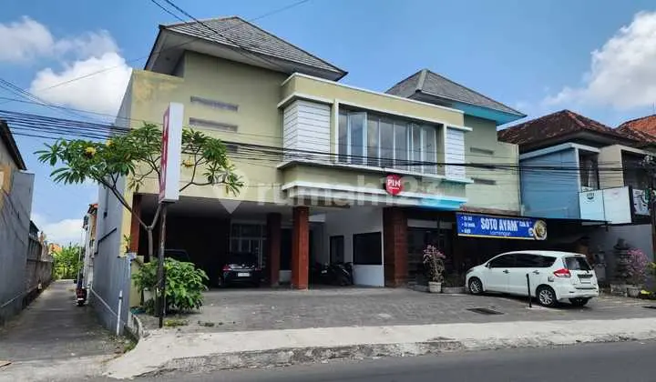 Dijual Hotel atau Penginapan dengan Lokasi Strategis di Jl Tukad Balian Renon Denpasar Selatan, Lokasi Sangat Strategis Dekat dengan Pusat Perbelanjaan dan Tempat Wisata