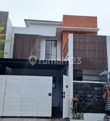 For Rent: Modern Designed House at an Affordable Price in Renon, South Denpasar, Very Strategic Location Near Various Tourist Attractions