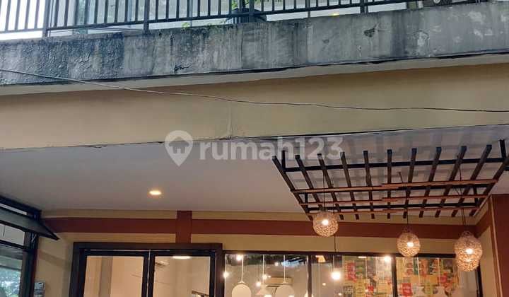 Ruko Posisi Hoek 3 Lantai Royal Sentul Park