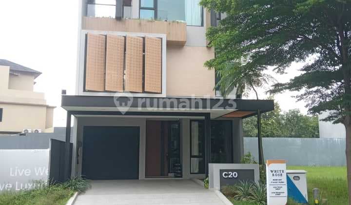 Rumah Eksklusif Siap Huni di Perkotaan - White Rose Premium Residence