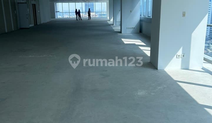 Disewakan Ruang Kantor Bare 800 Sqm di Menara Prima Mega Kuningan