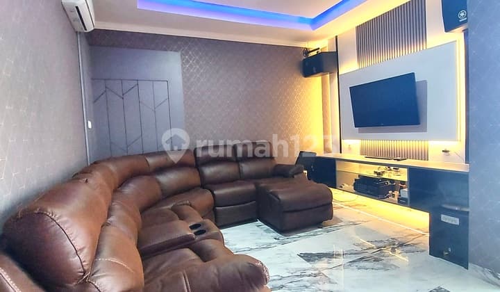 Rumah di Golf Island Pik