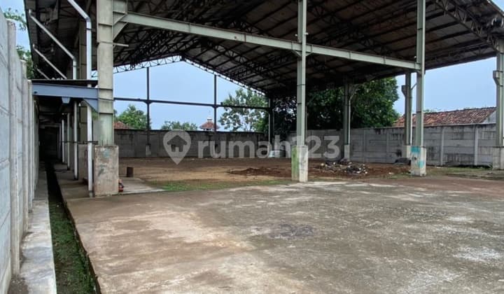 Fast Sale, Strategic Warehouse in Legok, Freehold Title SHM, Area 1104 Sqm, Accessible by 40-Foot Container, Flood-Free
