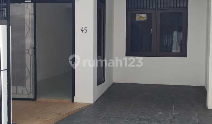 Dijual Rumah Baru Renov di Grogol