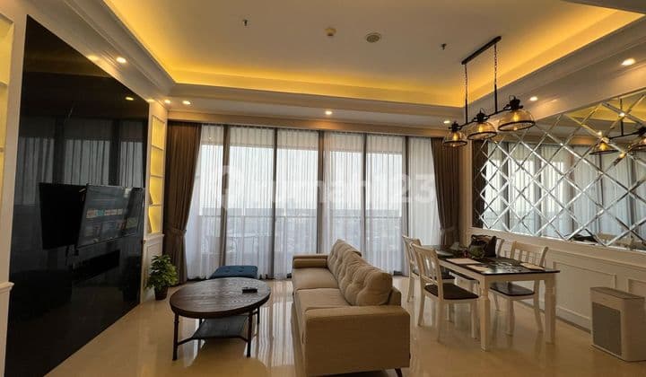 Luxury Living At District 8 Scbd - Premium Apartment For Rent