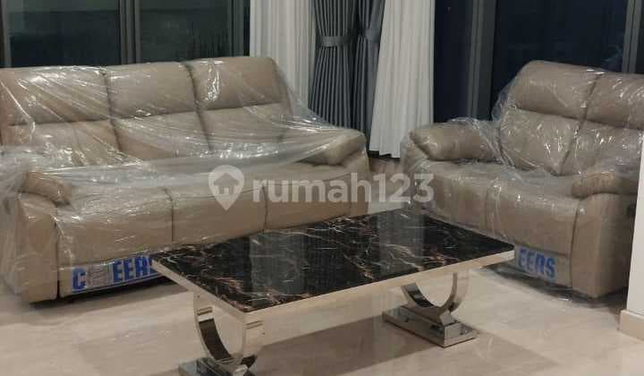 Elegant & Spacious Unit For Rent At 57 Promenade Move In Ready