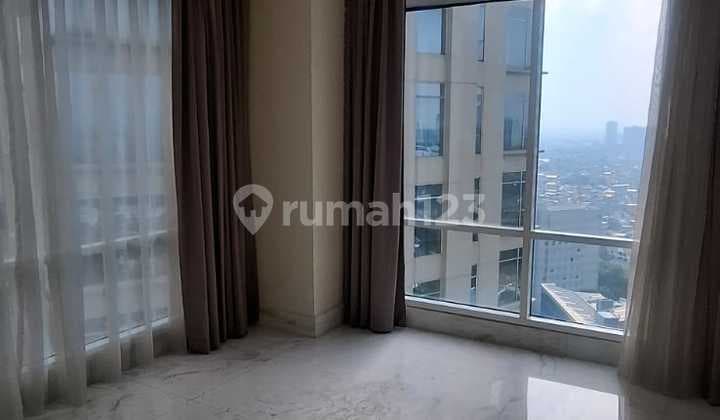 For Rent: Semi-Furnished Botanica Apartment Unit