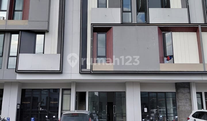 Ruko District 9 Citraland Utama West Surabaya