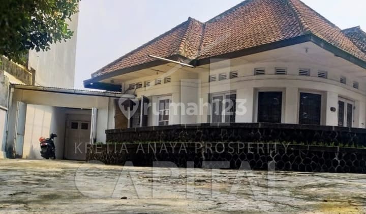 Rumah Heritage Murah di Dr Cipto (Tipe B), Bandung