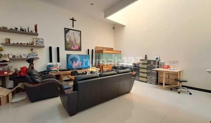 Dijual Rumah Hoki & Keren di Taman Kopo Indah 2