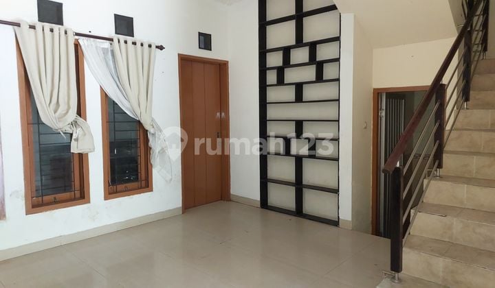 Disewakan Rumah Cantik di Buahbatu Regency