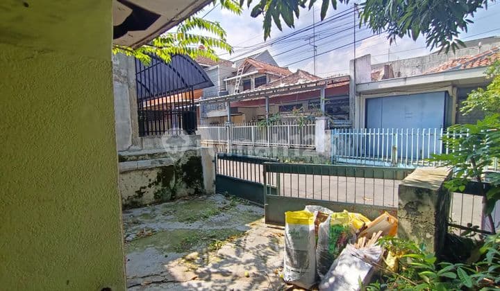 Dijual Rumah Hitung Tanah Saja di Area Moch Toha - Pungkur