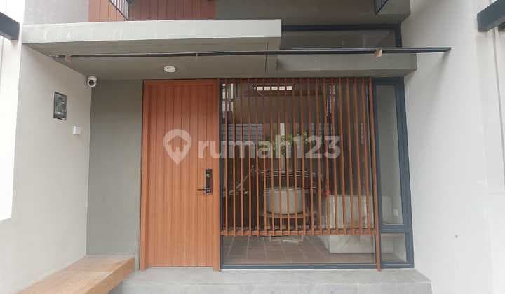 2-Story House in Fleekhause Bsd City, South Tangerang