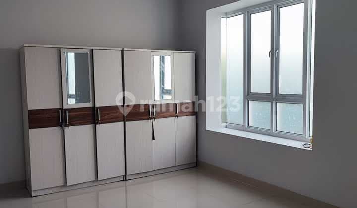 Ready-to-Occupy 2-Story House in Elista Village, Gading Serpong