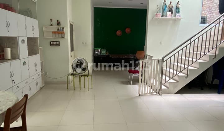 Rumah 2 Lantai Siap Huni Anggrek Loka Sektor 2.1 Blok B,Bsd